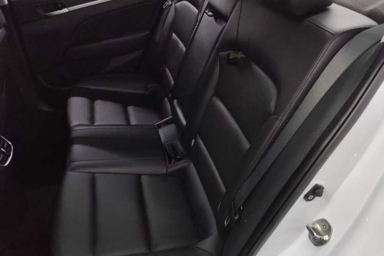 Used Hyundai Elantra (6th Generation / Lingdong) 2020 1.5L CVT Smart & Stylish – Elite Version Left Rear Seat