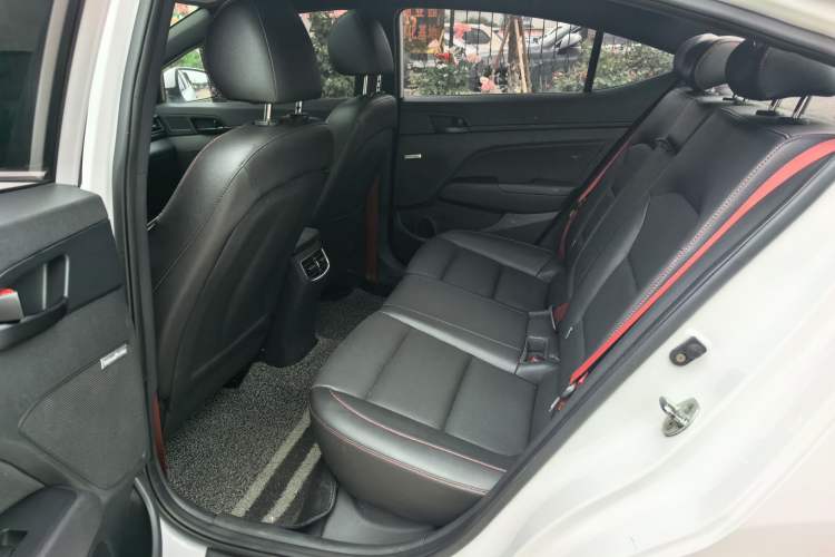 Used Hyundai Elantra (6th Generation / Lingdong) 2020 1.4T Dual-Clutch Xuan Dong · Dynamic Version Left Rear Seat