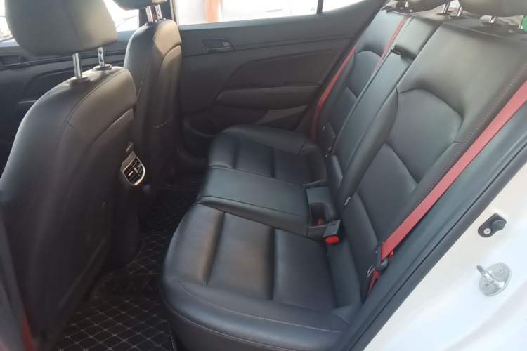 Used Hyundai Elantra (6th Generation / Lingdong) 2020 1.4T Dual-Clutch Xuan Dong · Dynamic Version Left Rear Seat