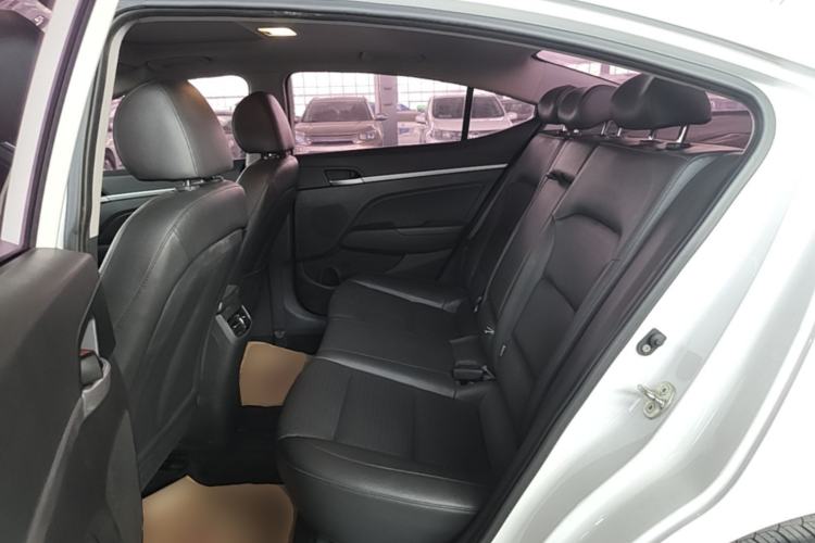 Used Hyundai Elantra (6th Generation / Lingdong) 2020 1.5L CVT Smart & Stylish – Elite Version Left Rear Seat