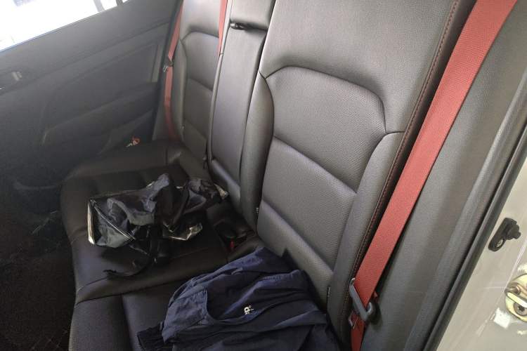 Used Hyundai Elantra (6th Generation / Lingdong) 2020 1.4T Dual-Clutch Xuan Dong · Dynamic Version Left Rear Seat
