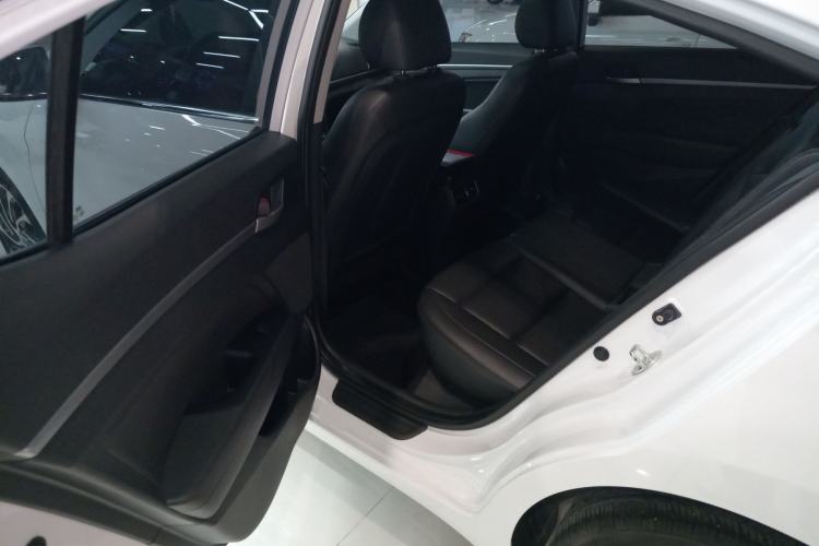 Used Hyundai Elantra (6th Generation / Lingdong) 2020 1.5L CVT Smart & Stylish – Elite Version Left Rear Seat