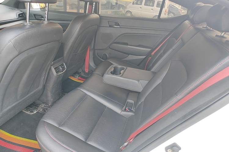 Used Hyundai Elantra (6th Generation / Lingdong) 2020 1.4T Dual-Clutch Xuan Dong · Dynamic Version Left Rear Seat