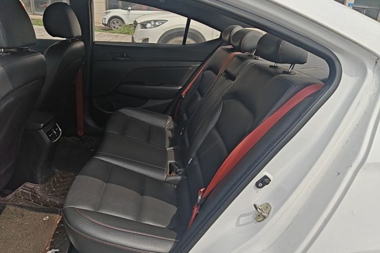 Used Hyundai Elantra (6th Generation / Lingdong) 2020 1.4T Dual-Clutch Xuan Dong · Dynamic Version Left Rear Seat