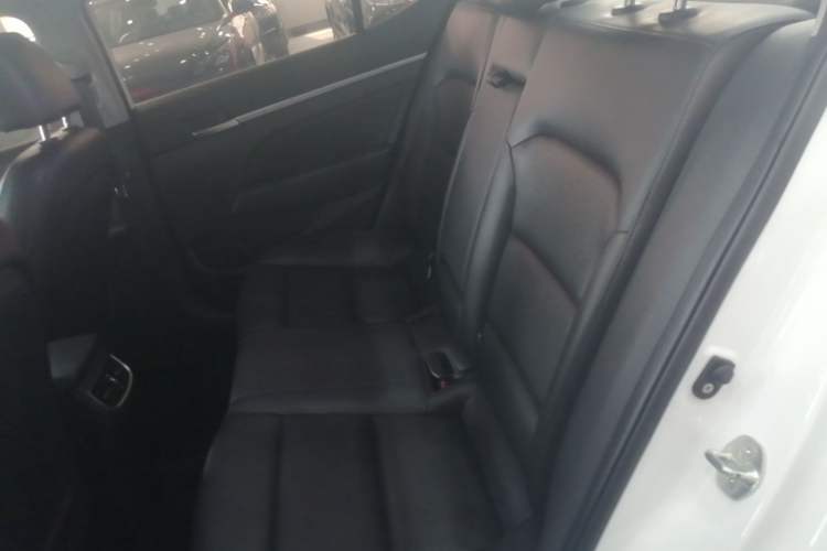 Used Hyundai Elantra (6th Generation / Lingdong) 2020 1.5L CVT Smart & Stylish – Elite Version Left Rear Seat
