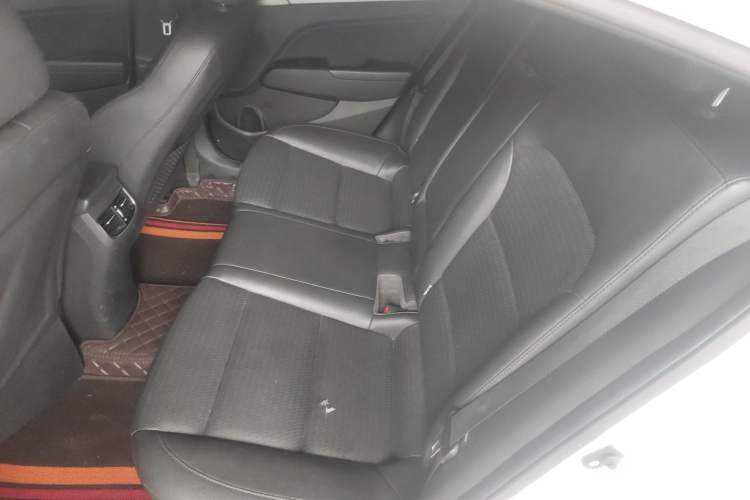 Used Hyundai Elantra (6th Generation / Lingdong) 2020 1.5L CVT Smart & Stylish – Elite Version Left Rear Seat