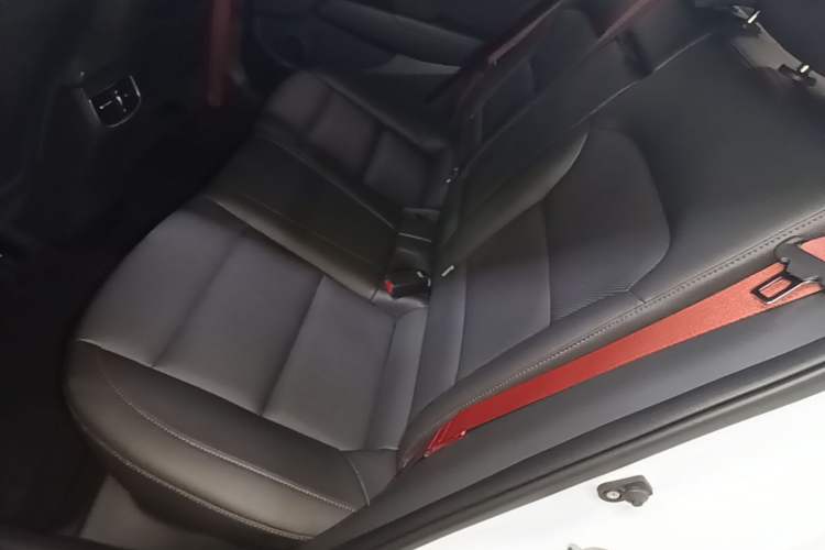 Used Hyundai Elantra (6th Generation / Lingdong) 2020 1.4T Dual-Clutch Xuan Dong · Dynamic Version Left Rear Seat