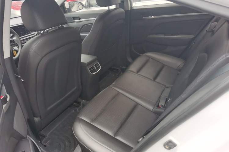 Used Hyundai Elantra (6th Generation / Lingdong) 2020 1.5L CVT Smart & Stylish – Elite Version Left Rear Seat
