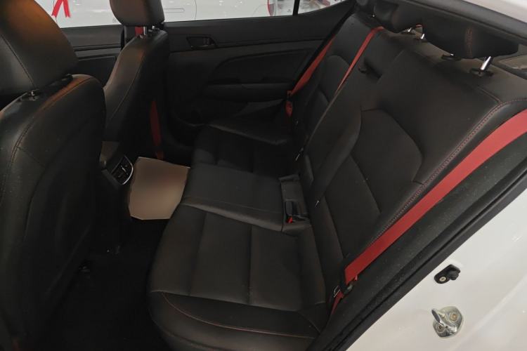 Used Hyundai Elantra (6th Generation / Lingdong) 2020 1.4T Dual-Clutch Xuan Dong · Dynamic Version Left Rear Seat