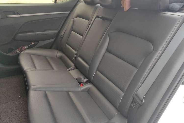 Used Hyundai Elantra (6th Generation / Lingdong) 2020 1.5L CVT Smart & Stylish – Elite Version Left Rear Seat