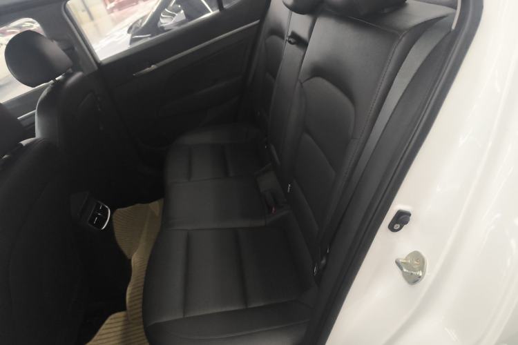 Used Hyundai Elantra (6th Generation / Lingdong) 2020 1.5L CVT Smart & Stylish – Elite Version Left Rear Seat