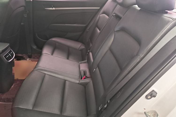 Used Hyundai Elantra (6th Generation / Lingdong) 2020 1.5L CVT Smart & Stylish – Elite Version Left Rear Seat