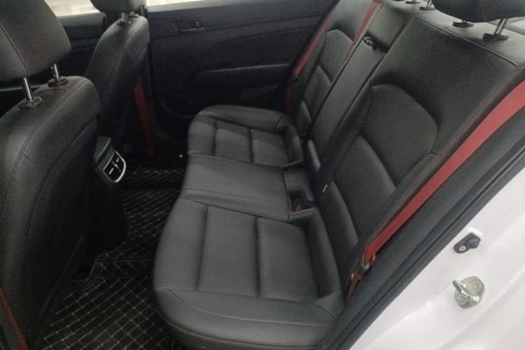 Used Hyundai Elantra (6th Generation / Lingdong) 2020 1.4T Dual-Clutch Xuan Dong · Dynamic Version Left Rear Seat