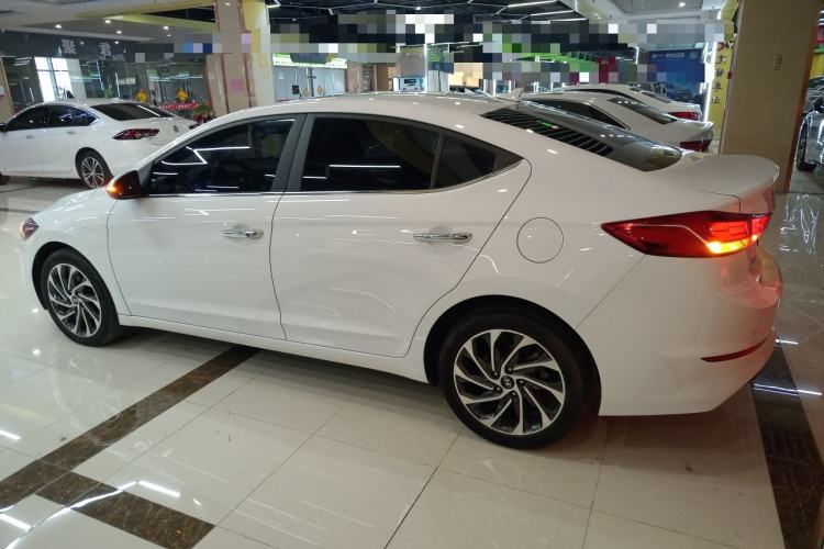 Used Hyundai Elantra (6th Generation / Lingdong) 2020 1.5L CVT Smart & Stylish – Elite Version Left Side