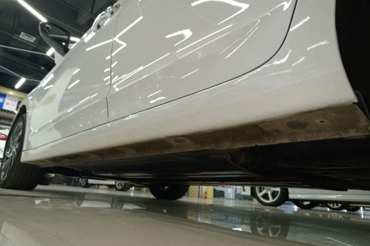 Used Hyundai Elantra (6th Generation / Lingdong) 2020 1.5L CVT Smart & Stylish – Elite Version Left Side Sill