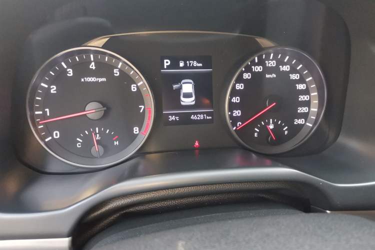 Used Hyundai Elantra (6th Generation / Lingdong) 2020 1.5L CVT Smart & Stylish – Elite Version Odometer Close Up