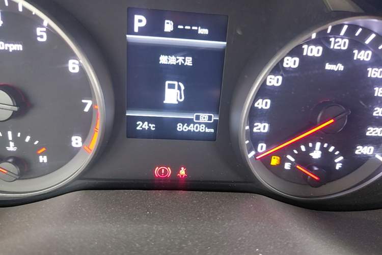 Used Hyundai Elantra (6th Generation / Lingdong) 2020 1.5L CVT Smart & Stylish – Elite Version Odometer Close Up