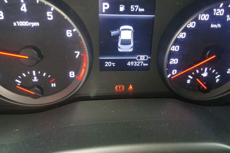 Used Hyundai Elantra (6th Generation / Lingdong) 2020 1.5L CVT Smart & Stylish – Elite Version Odometer Close Up