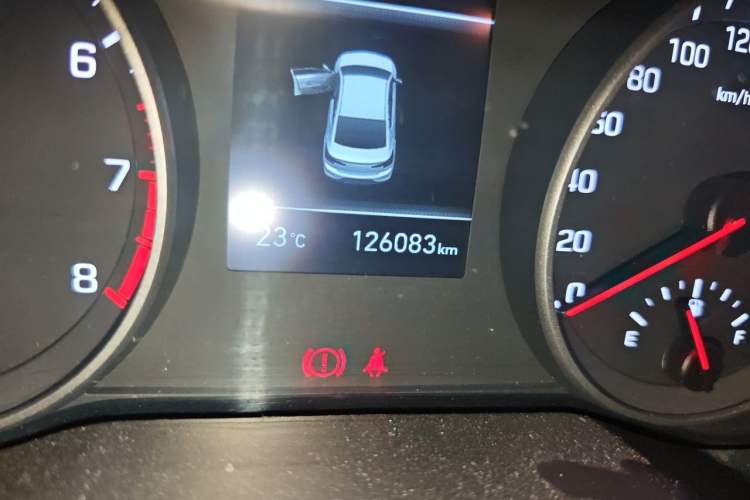 Used Hyundai Elantra (6th Generation / Lingdong) 2020 1.5L CVT Smart & Stylish – Elite Version Odometer Close Up