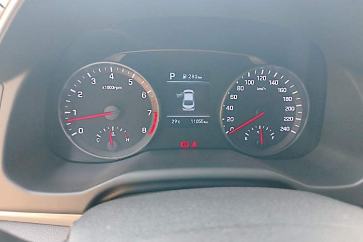 Used Hyundai Elantra (6th Generation / Lingdong) 2020 1.5L CVT Smart & Stylish – Elite Version Odometer Close Up