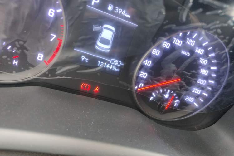 Used Hyundai Elantra (6th Generation / Lingdong) 2020 1.5L CVT Smart & Stylish – Elite Version Odometer Close Up