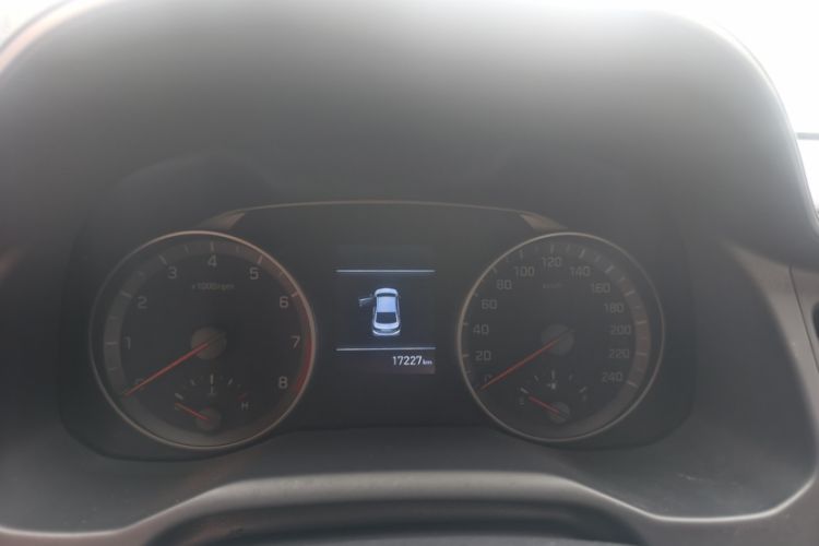 Used Hyundai Elantra (6th Generation / Lingdong) 2020 1.5L CVT Smart & Stylish – Elite Version Odometer Close Up