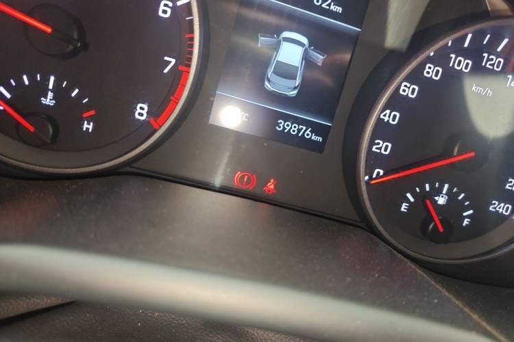 Used Hyundai Elantra (6th Generation / Lingdong) 2020 1.5L CVT Smart & Stylish – Elite Version Odometer Close Up