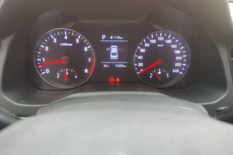 Used Hyundai Elantra (6th Generation / Lingdong) 2020 1.5L CVT Smart & Stylish – Elite Version Odometer Close Up