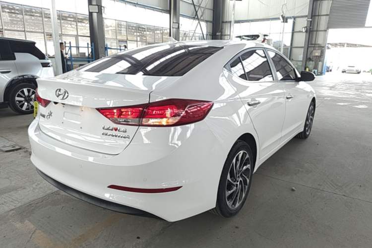 Used Hyundai Elantra (6th Generation / Lingdong) 2020 1.5L CVT Smart & Stylish – Elite Version Rear Right 45 Deg