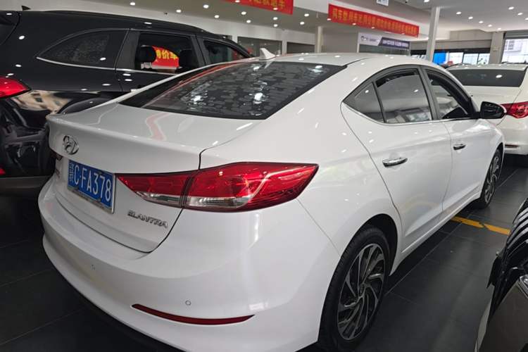 Used Hyundai Elantra (6th Generation / Lingdong) 2020 1.5L CVT Smart & Stylish – Elite Version Rear Right 45 Deg