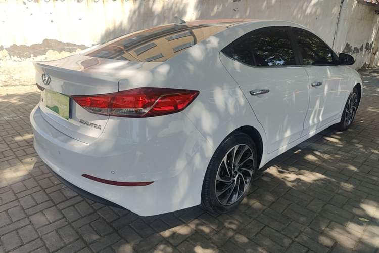 Used Hyundai Elantra (6th Generation / Lingdong) 2020 1.5L CVT Smart & Stylish – Elite Version Rear Right 45 Deg