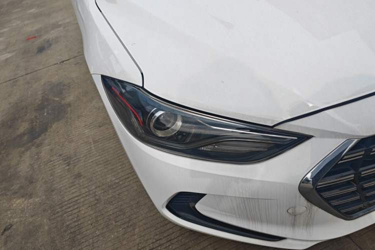 Used Hyundai Elantra (6th Generation / Lingdong) 2020 1.5L CVT Smart & Stylish – Elite Version Right Front Headlight