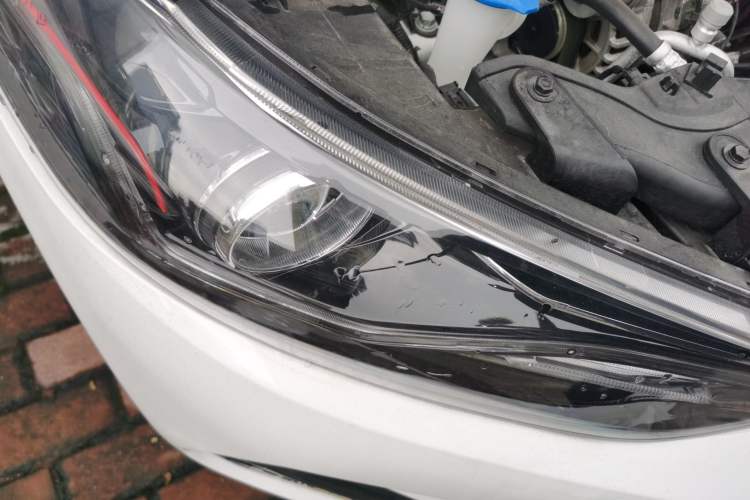Used Hyundai Elantra (6th Generation / Lingdong) 2020 1.5L CVT Smart & Stylish – Elite Version Right Front Headlight