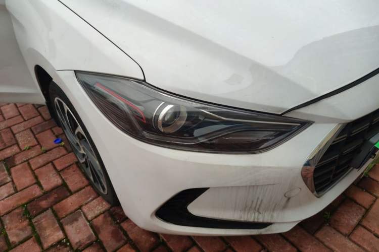 Used Hyundai Elantra (6th Generation / Lingdong) 2020 1.5L CVT Smart & Stylish – Elite Version Right Front Headlight