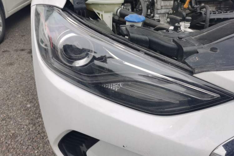 Used Hyundai Elantra (6th Generation / Lingdong) 2020 1.4T Dual-Clutch Xuan Dong · Dynamic Version Right Front Headlight