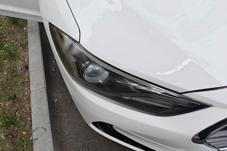 Used Hyundai Elantra (6th Generation / Lingdong) 2020 1.5L CVT Smart & Stylish – Elite Version Right Front Headlight
