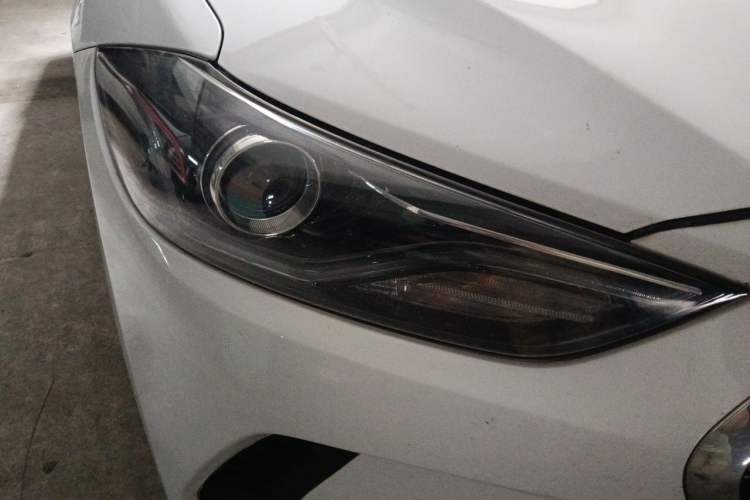 Used Hyundai Elantra (6th Generation / Lingdong) 2020 1.4T Dual-Clutch Xuan Dong · Dynamic Version Right Front Headlight