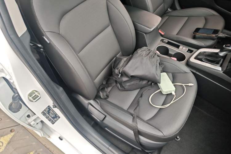 Used Hyundai Elantra (6th Generation / Lingdong) 2020 1.5L CVT Smart & Stylish – Elite Version Right Front Seat