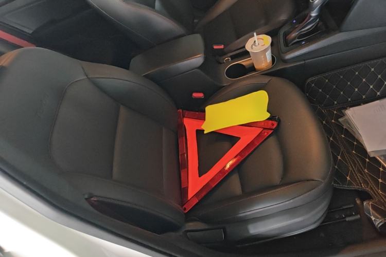 Used Hyundai Elantra (6th Generation / Lingdong) 2020 1.4T Dual-Clutch Xuan Dong · Dynamic Version Right Front Seat