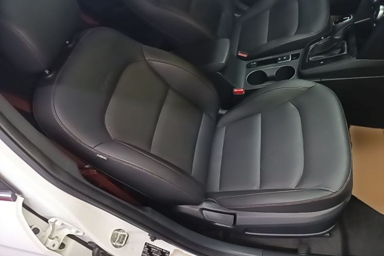 Used Hyundai Elantra (6th Generation / Lingdong) 2020 1.4T Dual-Clutch Xuan Dong · Dynamic Version Right Front Seat