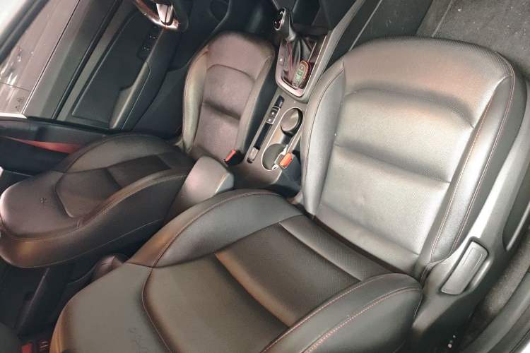 Used Hyundai Elantra (6th Generation / Lingdong) 2020 1.4T Dual-Clutch Xuan Dong · Dynamic Version Right Front Seat
