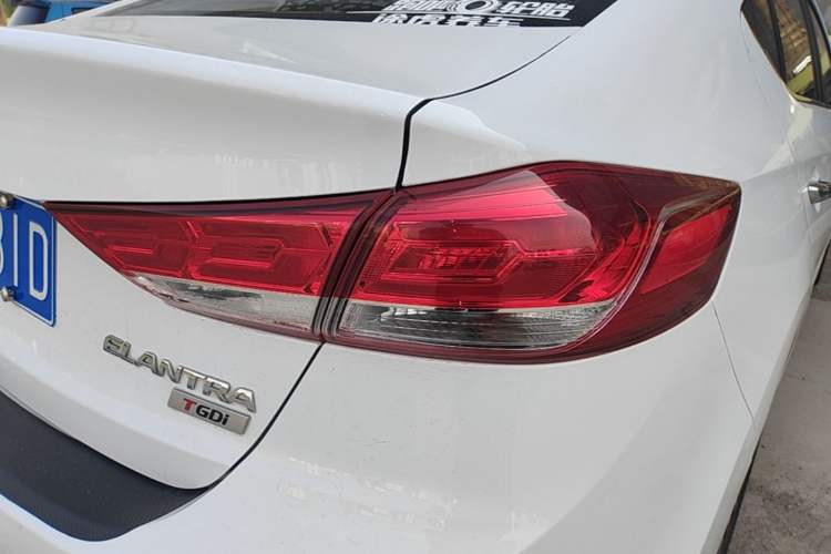 Used Hyundai Elantra (6th Generation / Lingdong) 2020 1.4T Dual-Clutch Xuan Dong · Dynamic Version Right Rear Taillight