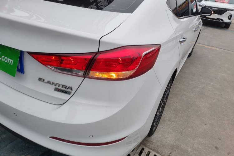 Used Hyundai Elantra (6th Generation / Lingdong) 2020 1.4T Dual-Clutch Xuan Dong · Dynamic Version Right Rear Taillight