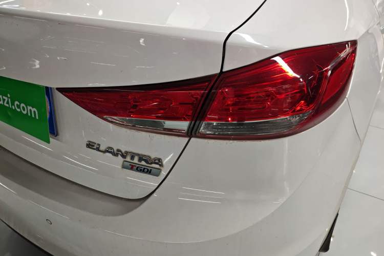 Used Hyundai Elantra (6th Generation / Lingdong) 2020 1.4T Dual-Clutch Xuan Dong · Dynamic Version Right Rear Taillight
