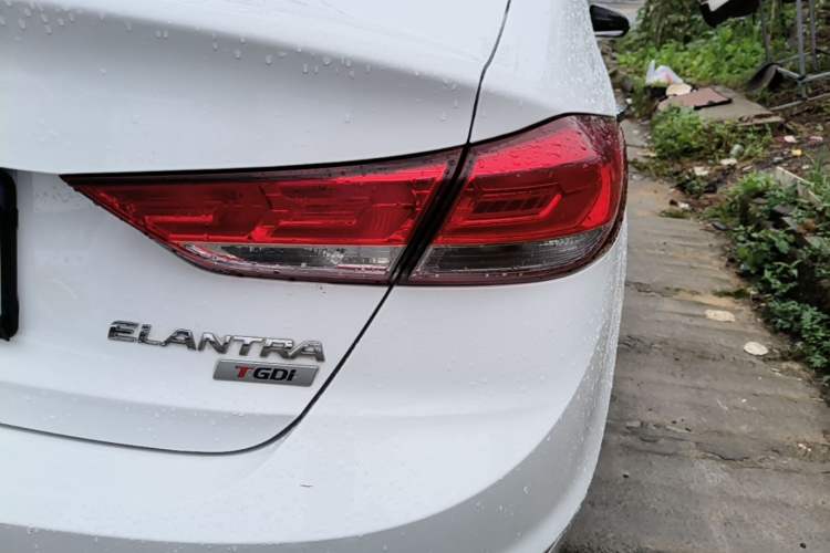 Used Hyundai Elantra (6th Generation / Lingdong) 2020 1.4T Dual-Clutch Xuan Dong · Dynamic Version Right Rear Taillight
