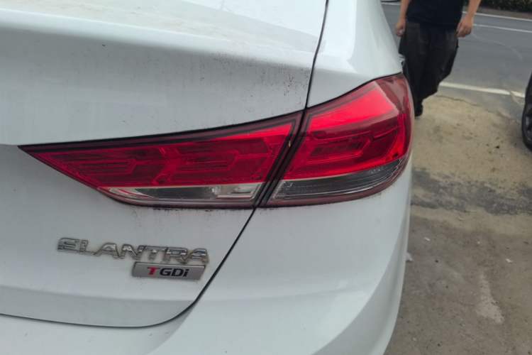Used Hyundai Elantra (6th Generation / Lingdong) 2020 1.4T Dual-Clutch Xuan Dong · Dynamic Version Right Rear Taillight