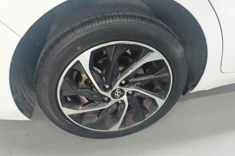 Used Hyundai Elantra (6th Generation / Lingdong) 2020 1.4T Dual-Clutch Xuan Dong · Dynamic Version Right Rear Wheel Hub