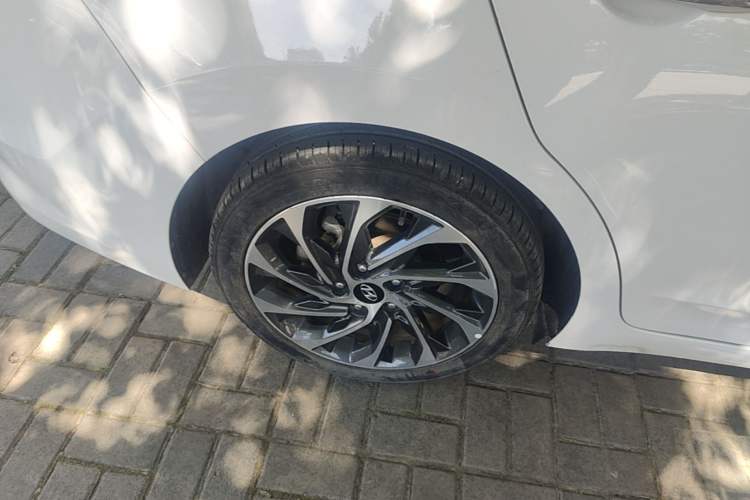 Used Hyundai Elantra (6th Generation / Lingdong) 2020 1.5L CVT Smart & Stylish – Elite Version Right Rear Wheel Hub