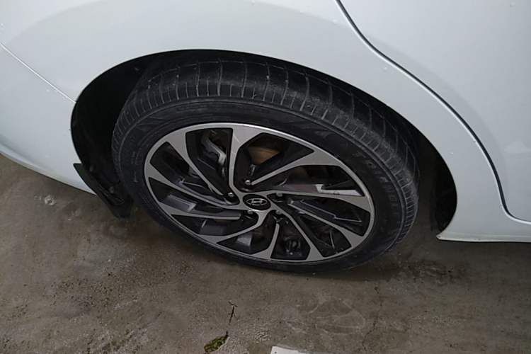 Used Hyundai Elantra (6th Generation / Lingdong) 2020 1.5L CVT Smart & Stylish – Elite Version Right Rear Wheel Hub