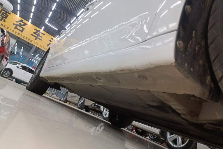 Used Hyundai Elantra (6th Generation / Lingdong) 2020 1.4T Dual-Clutch Xuan Dong · Dynamic Version Right Side Sill
